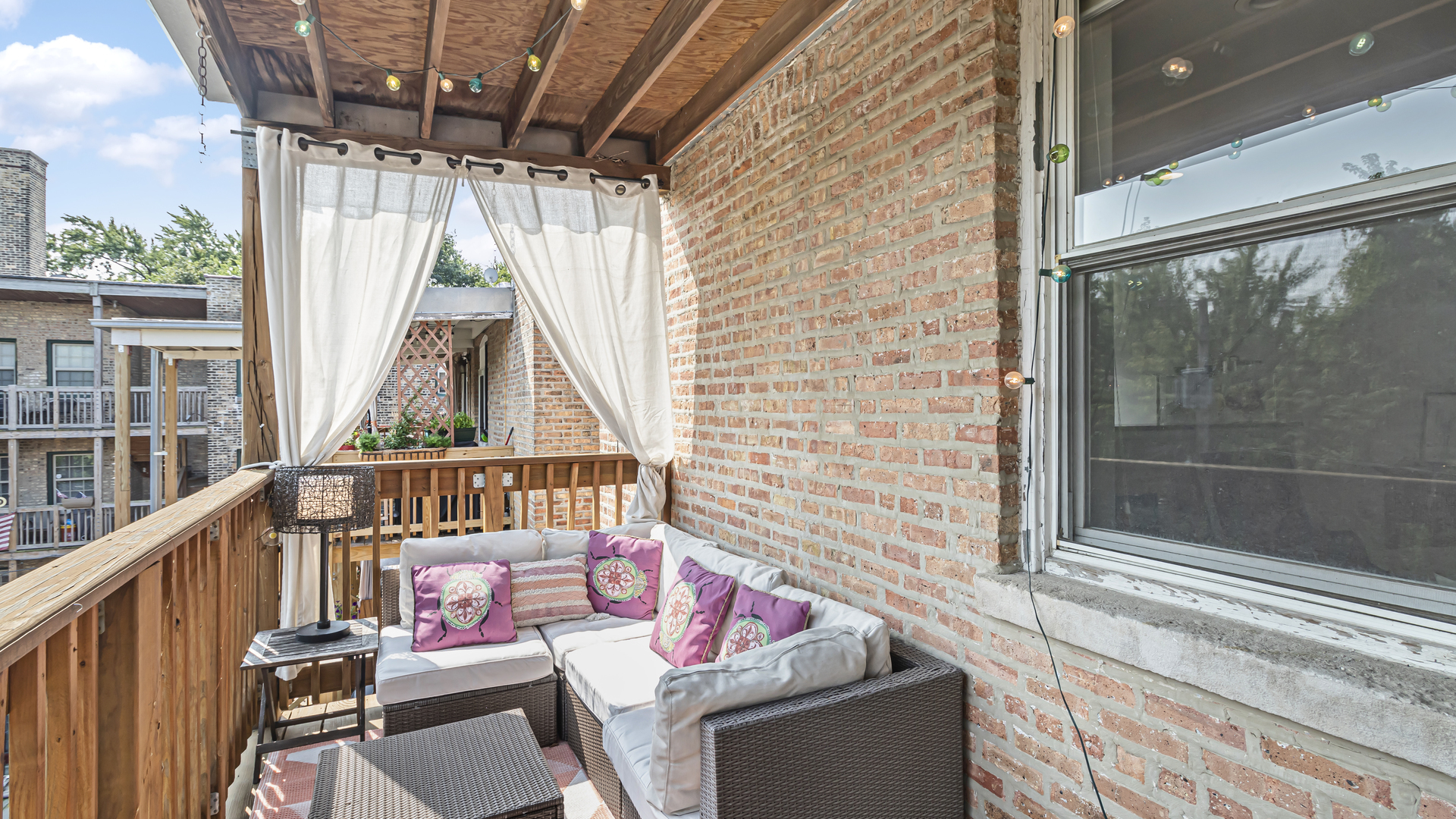 7315 N Honore Street #3, Chicago, IL 60626