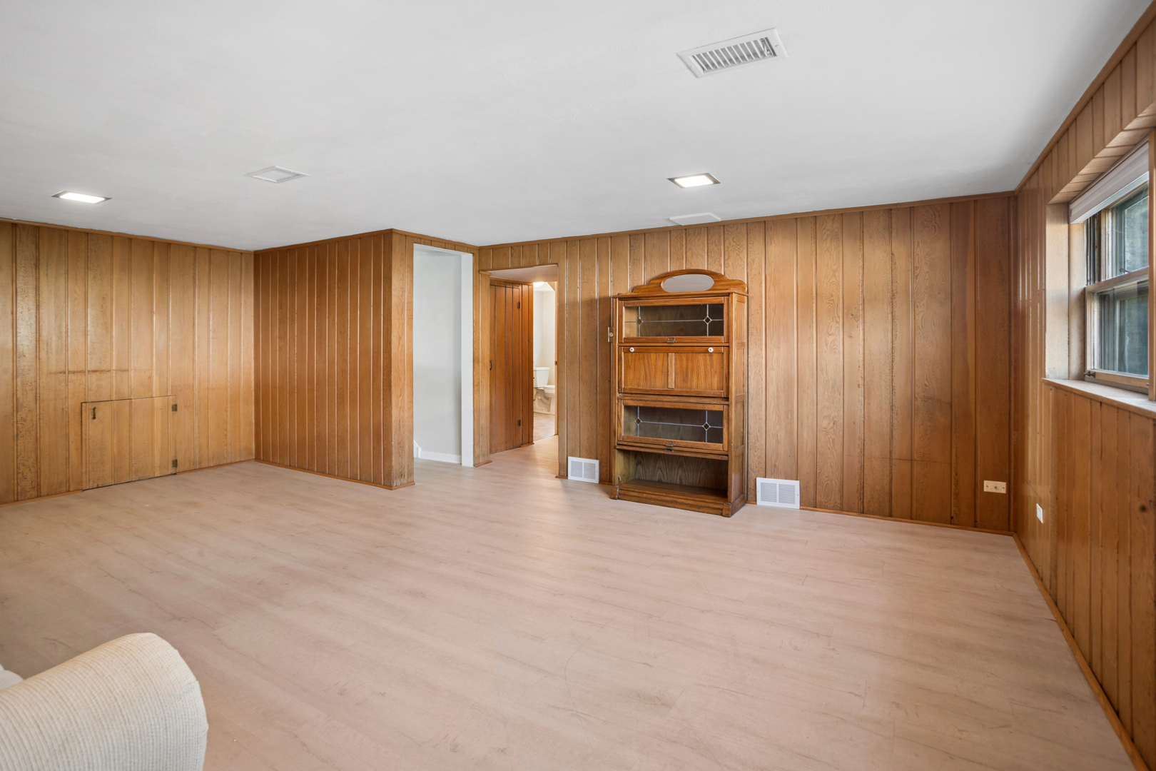 8538 N Oketo Avenue, Niles, IL 60714
