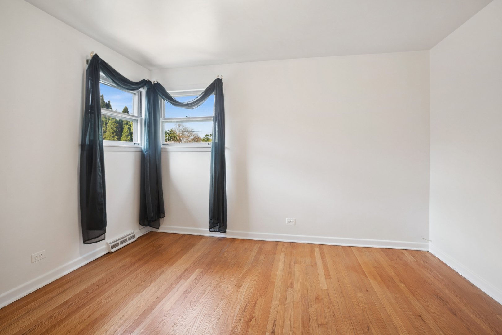 8538 N Oketo Avenue, Niles, IL 60714
