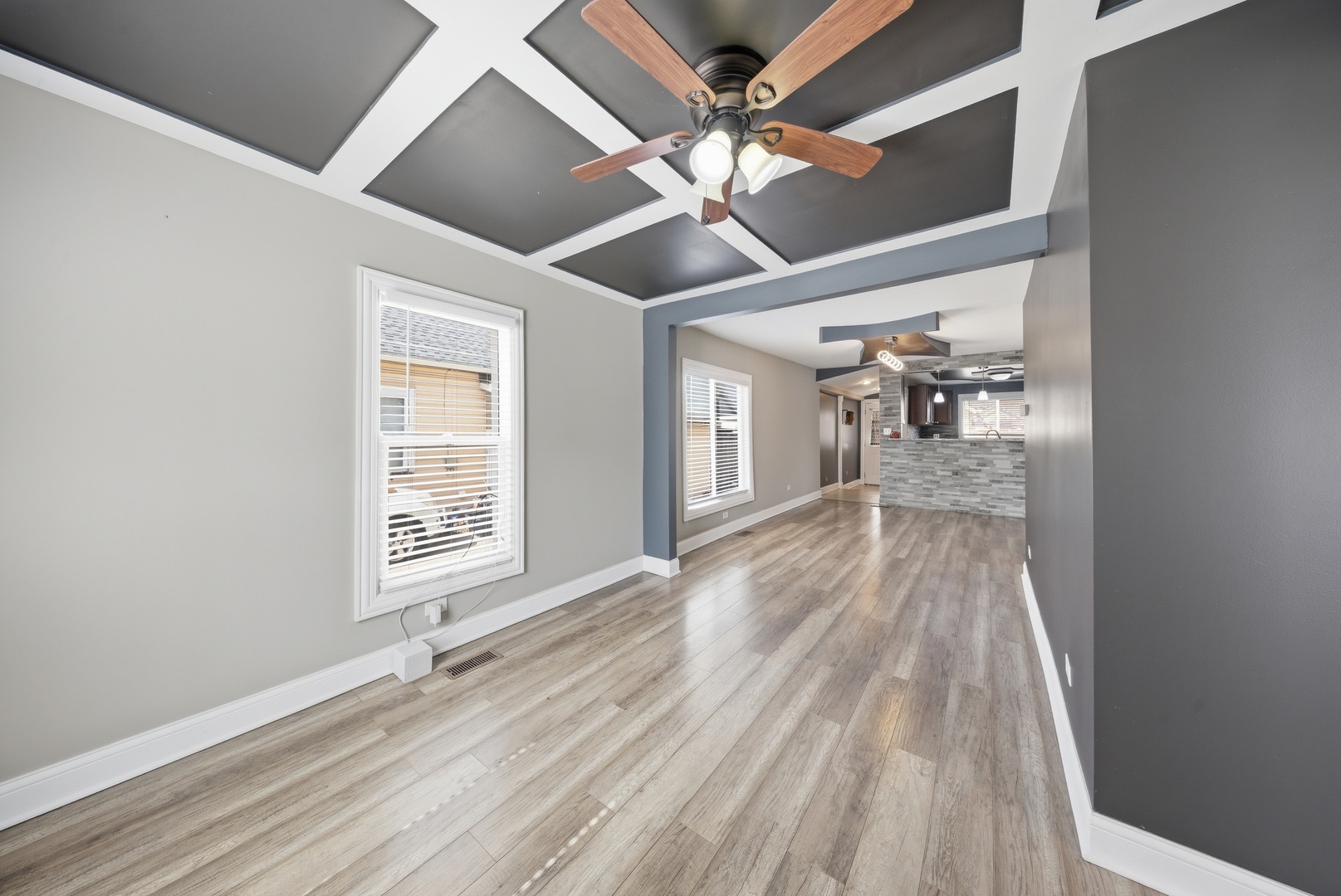 810 Superior Street, Aurora, IL 60505