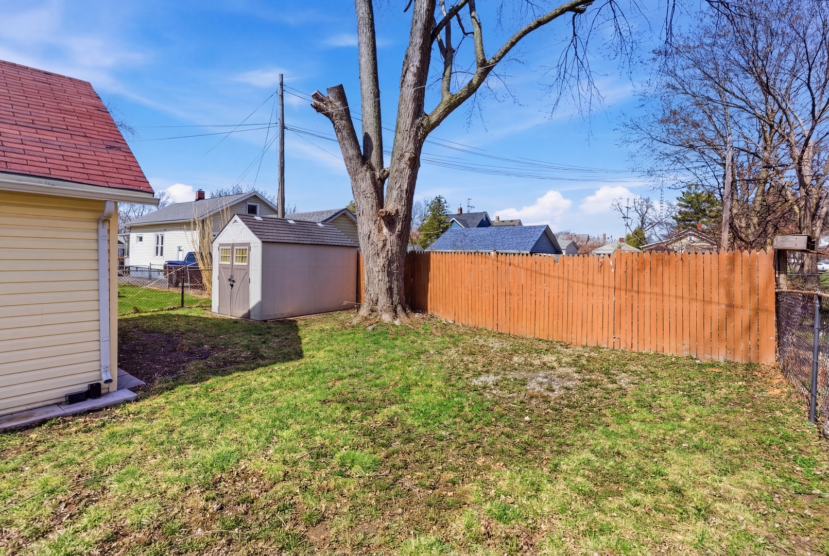 810 Superior Street, Aurora, IL 60505