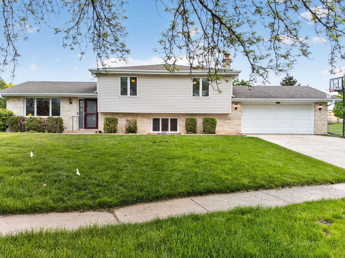 10818 Bryant Road, Mokena, IL 60448