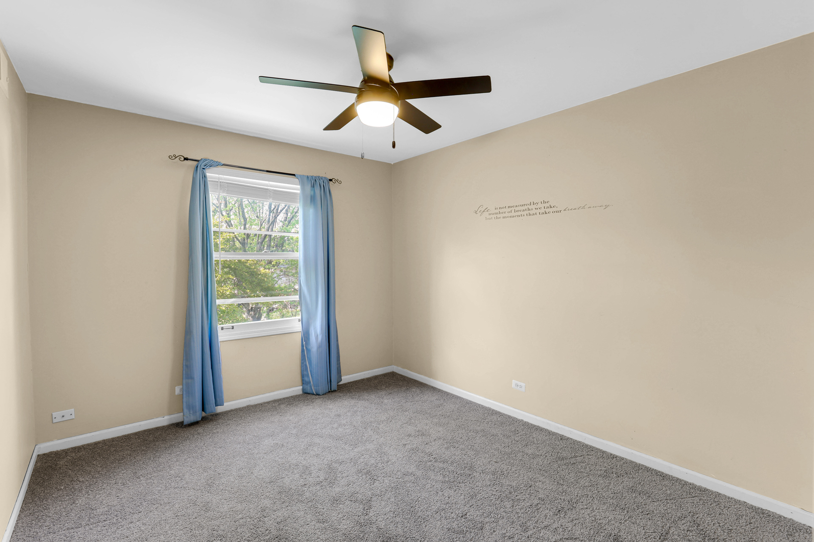 939 Honey Lane, Crete, IL 60417