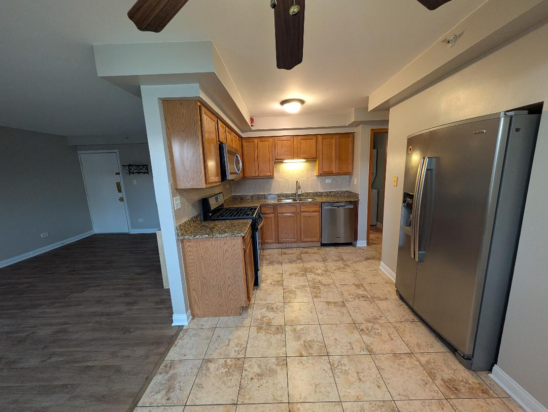 6348 Washington Avenue #9, Chicago Ridge, IL 60415