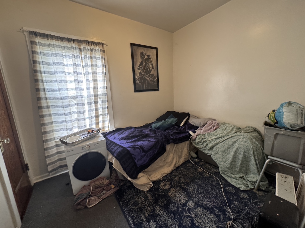 1041 N Central Park Avenue, Chicago, IL 60651