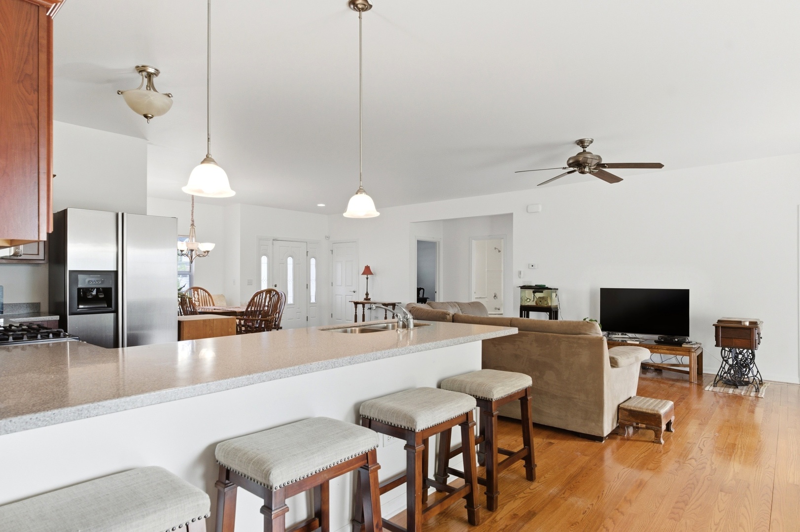 21140 Coventry Circle, Shorewood, IL 60404