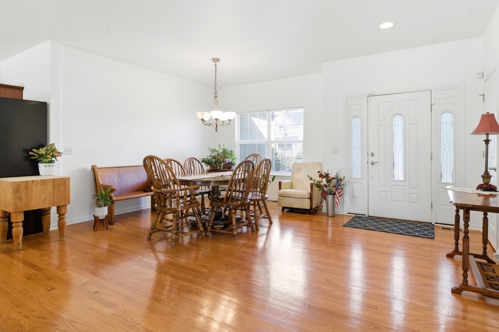 21140 Coventry Circle, Shorewood, IL 60404