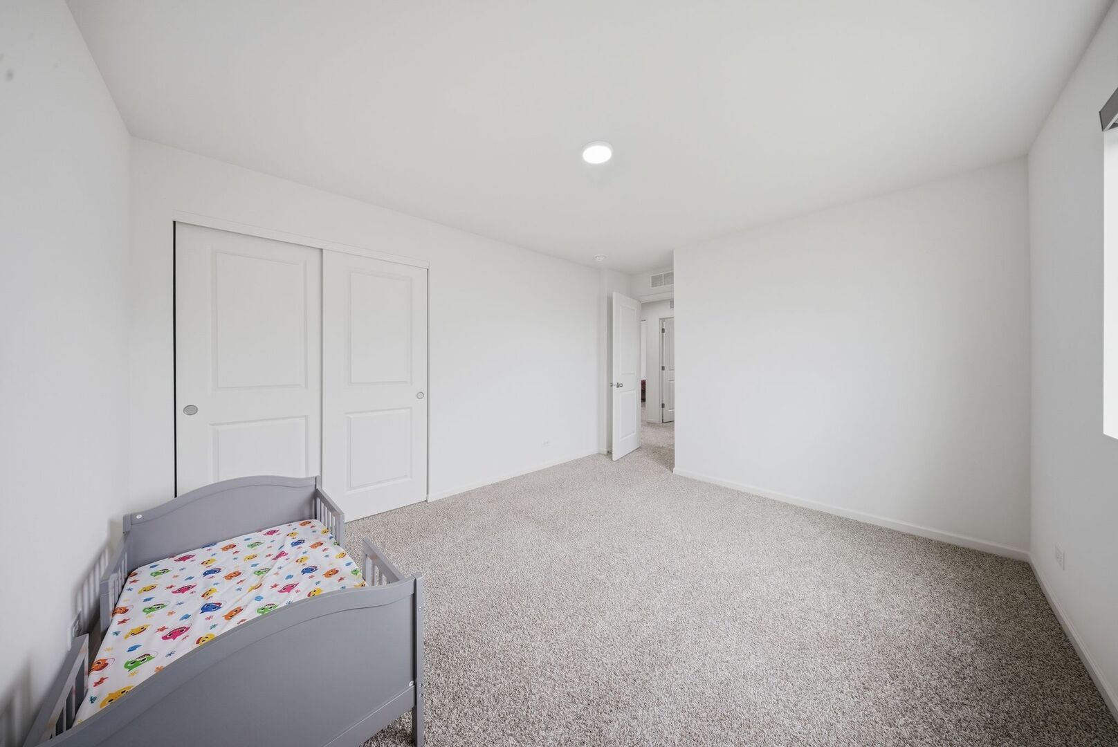 370 Hemlock Lane, Oswego, IL 60543