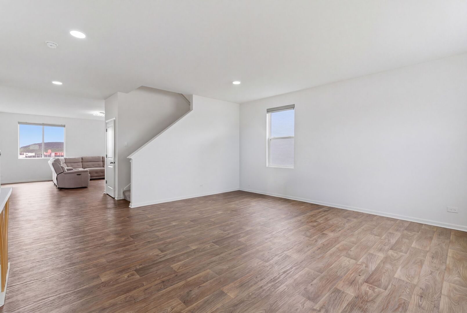 370 Hemlock Lane, Oswego, IL 60543