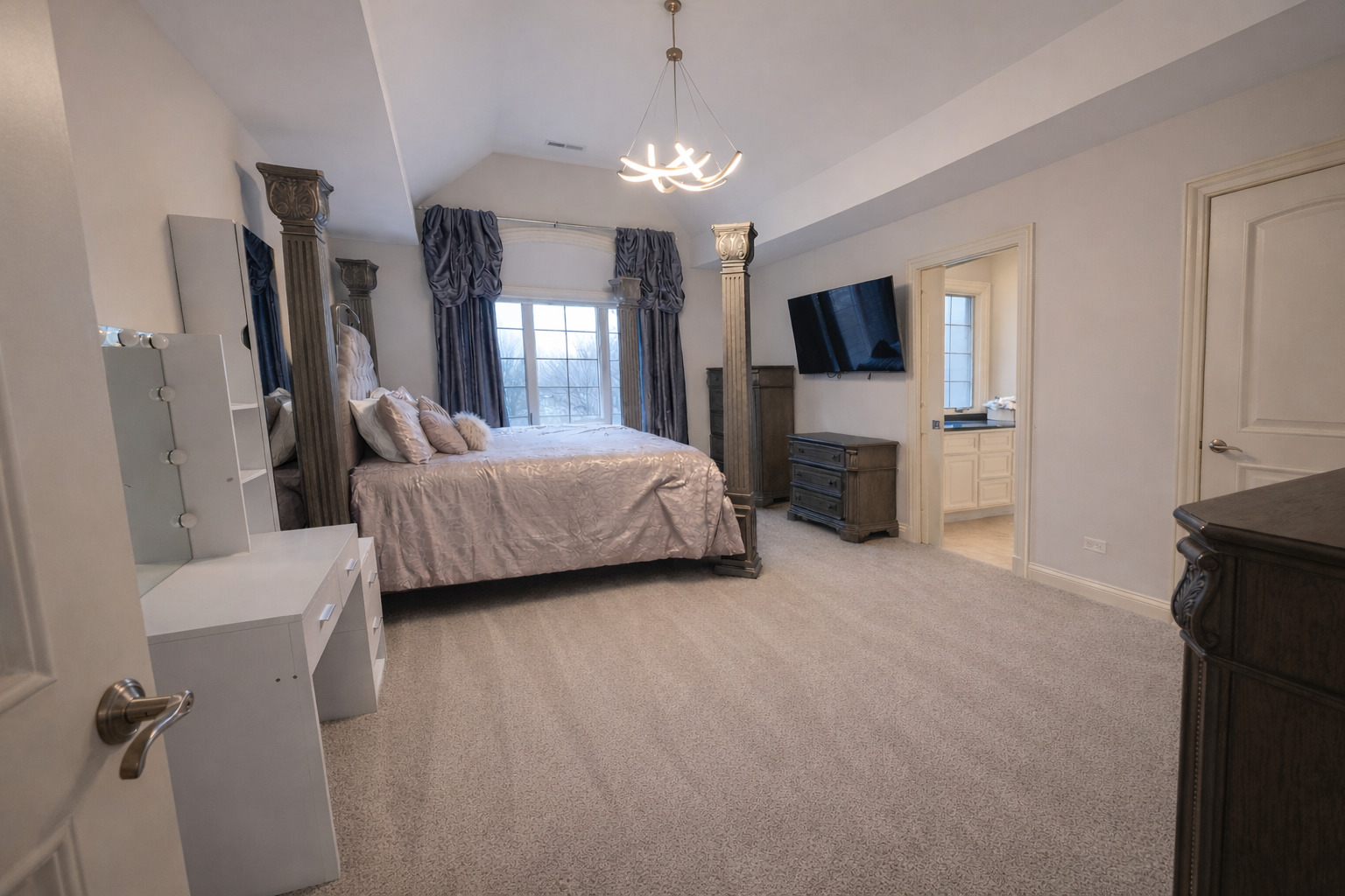 22542 Swanstone Court, Frankfort, IL 60423