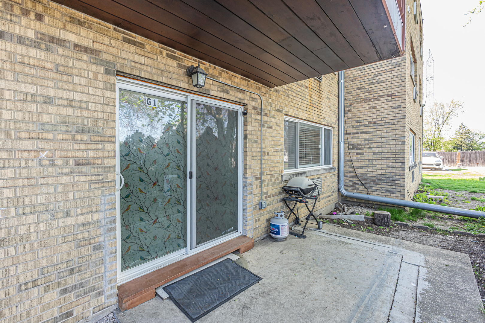700 W Dempster Street #G1, Mount Prospect, IL 60056