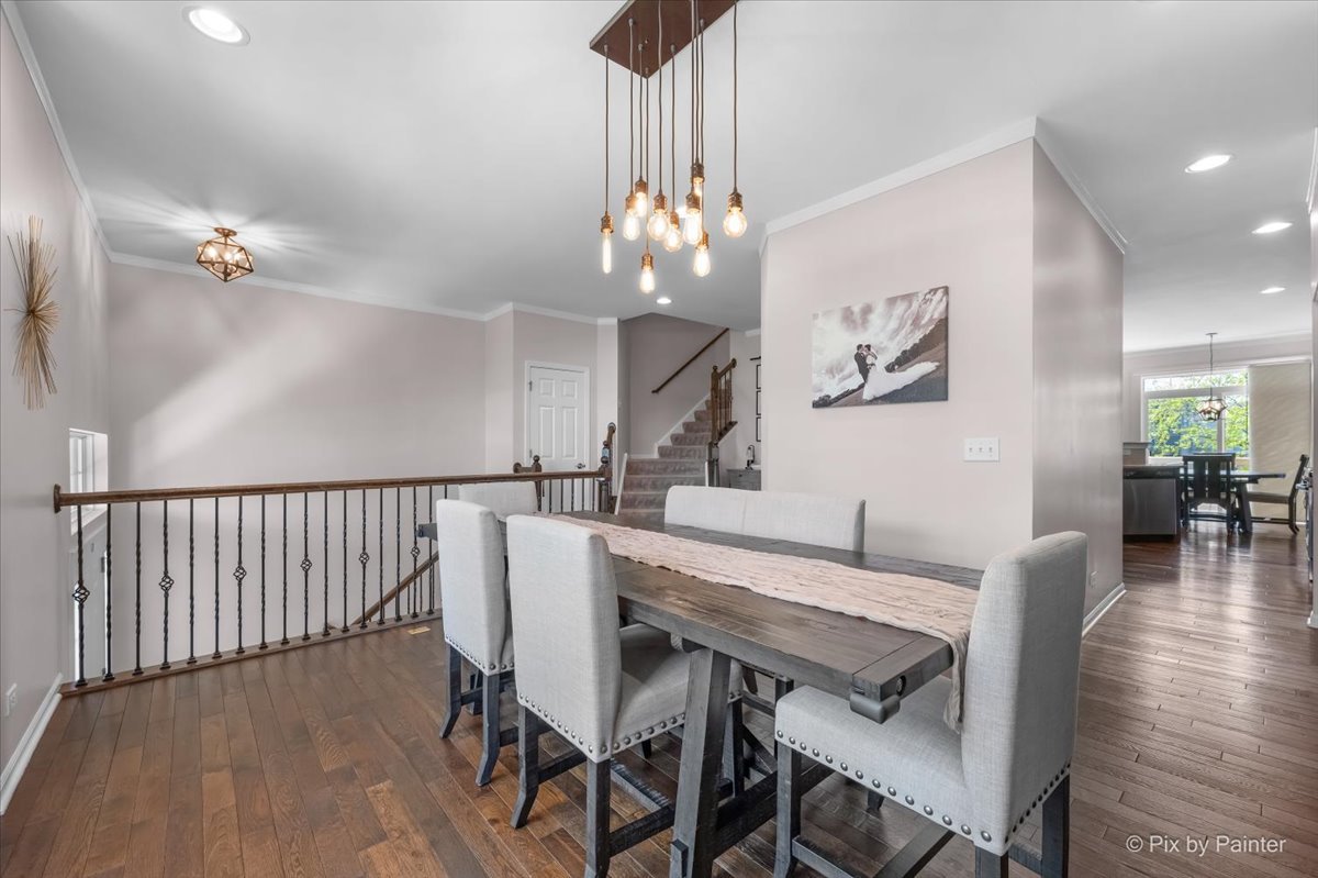 272 Bennett Drive, Carol Stream, IL 60188