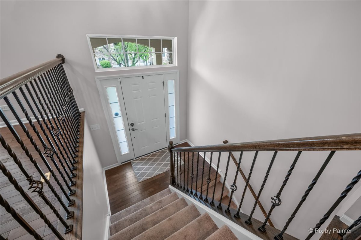 272 Bennett Drive, Carol Stream, IL 60188