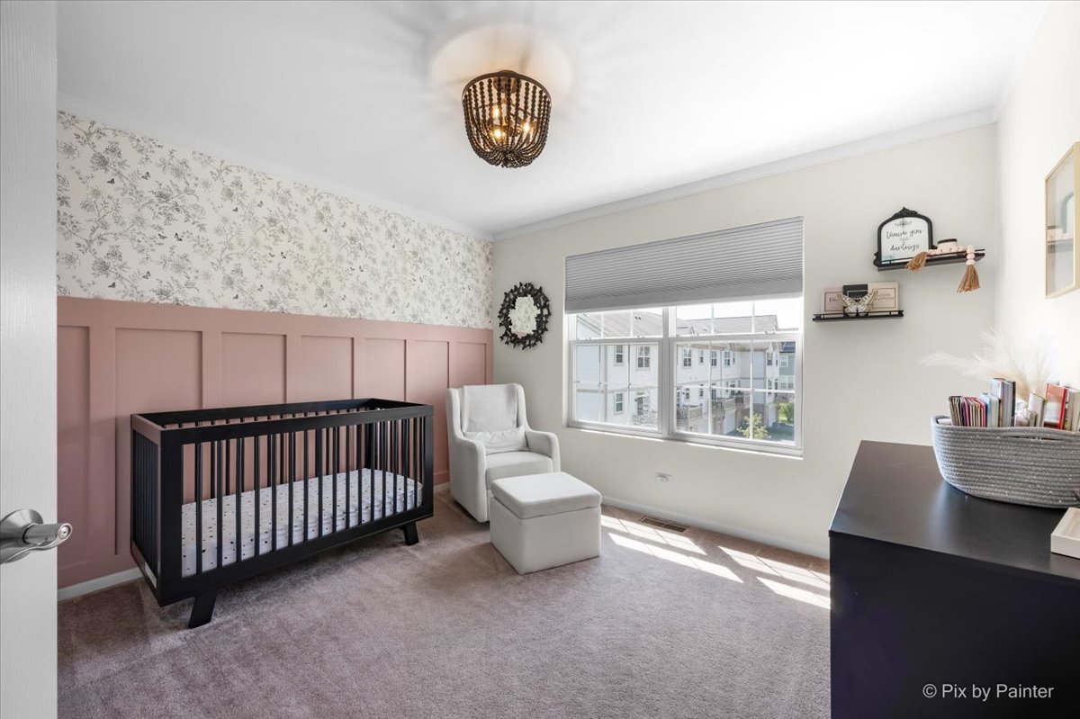 272 Bennett Drive, Carol Stream, IL 60188