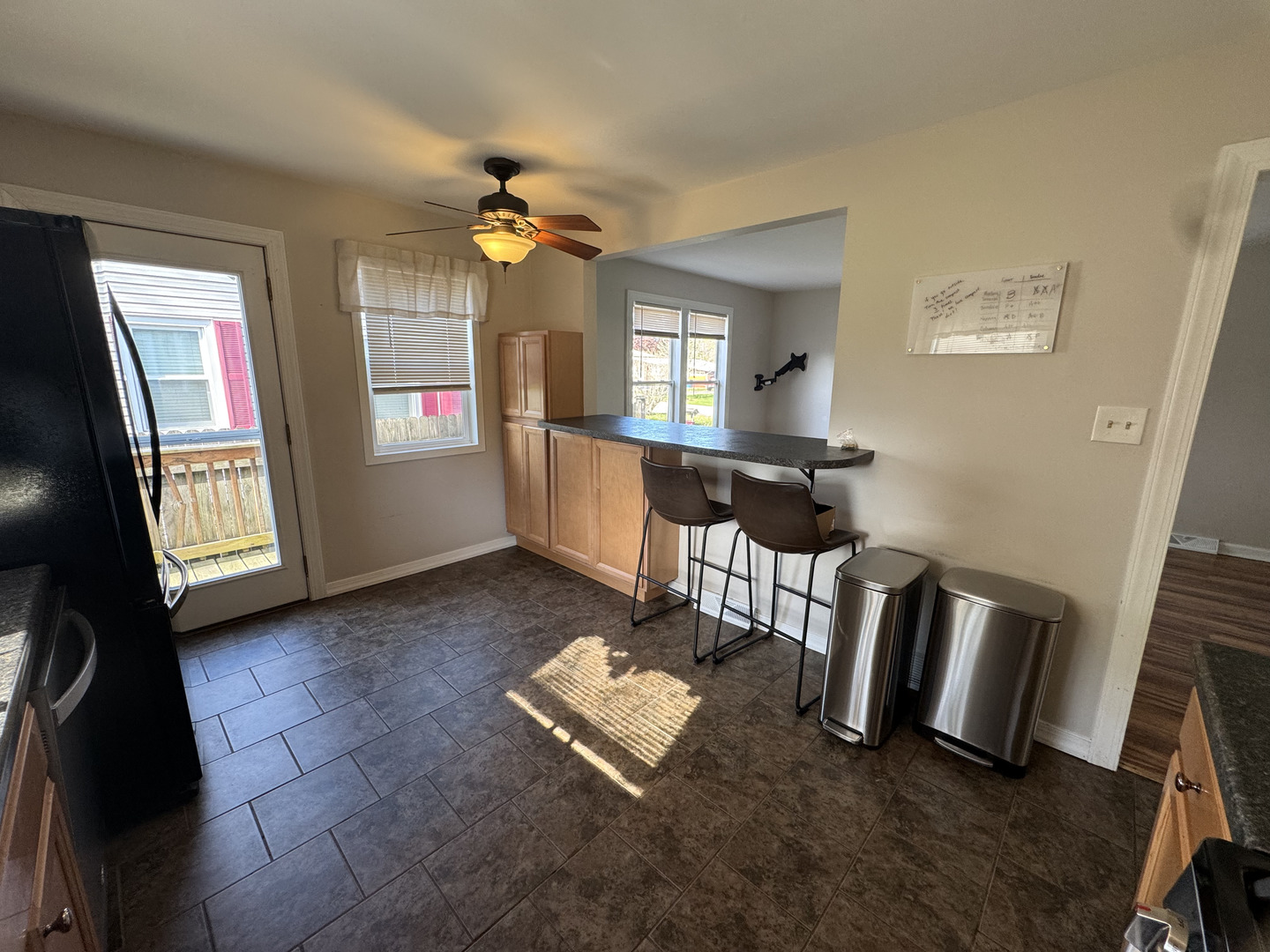 20 S Iowa Avenue, Addison, IL 60101