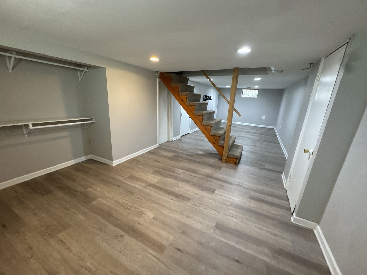 20 S Iowa Avenue, Addison, IL 60101