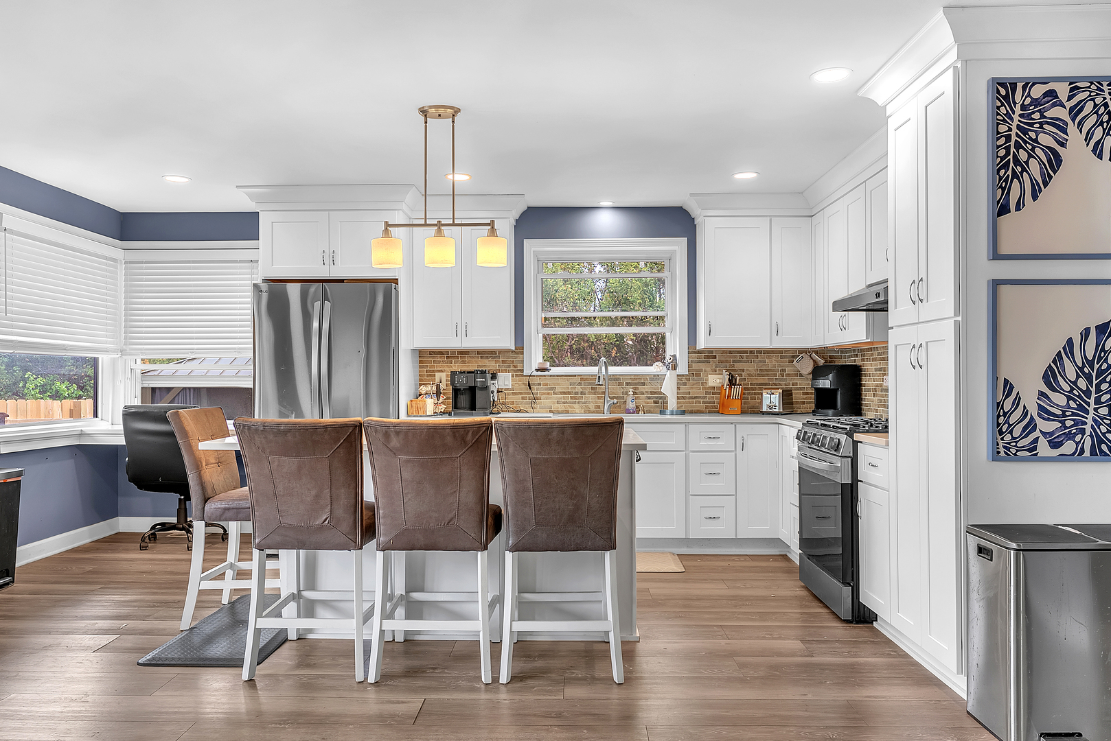 17W445 BUTTERFIELD Road, Oakbrook Terrace, IL 60181