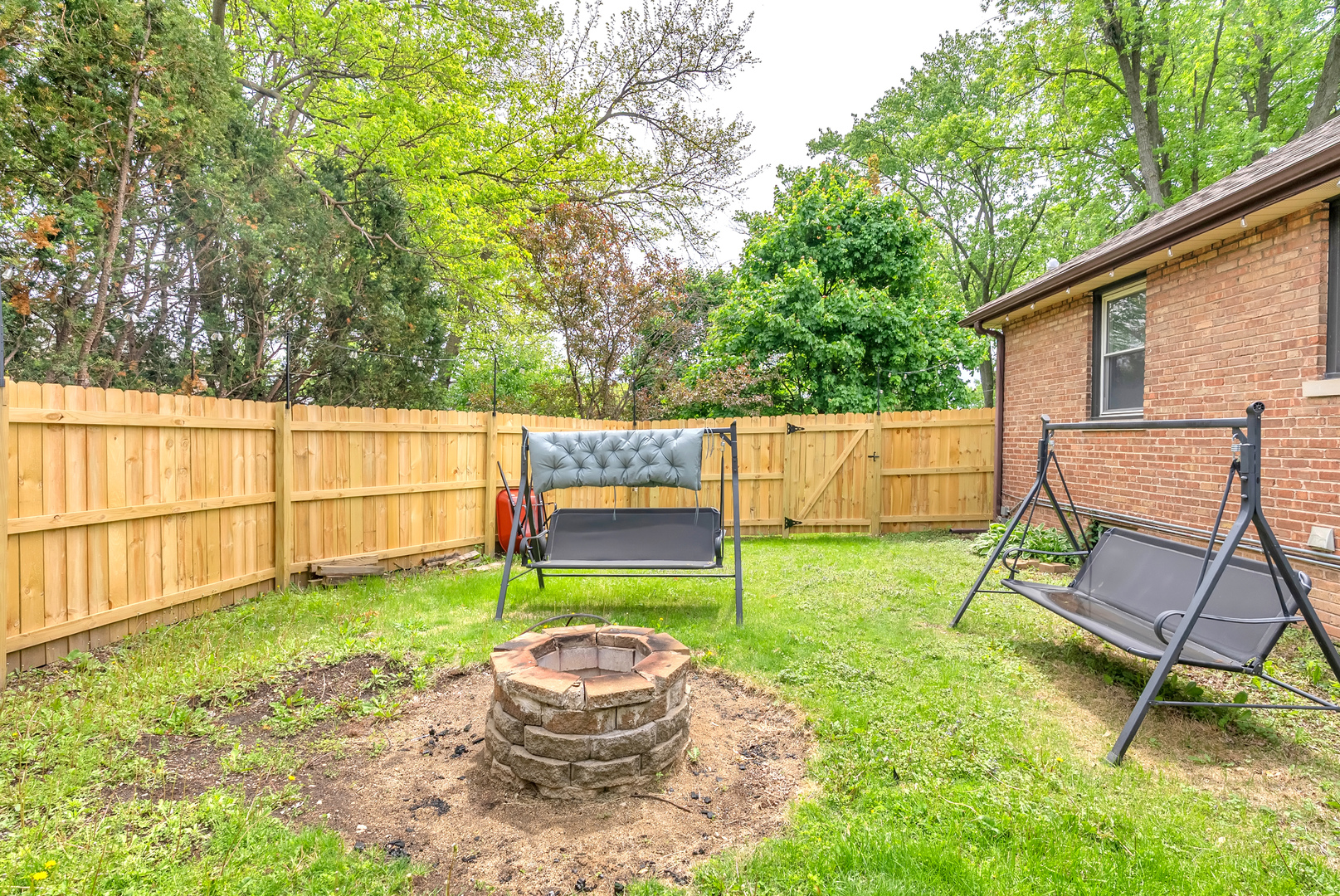 17W445 BUTTERFIELD Road, Oakbrook Terrace, IL 60181