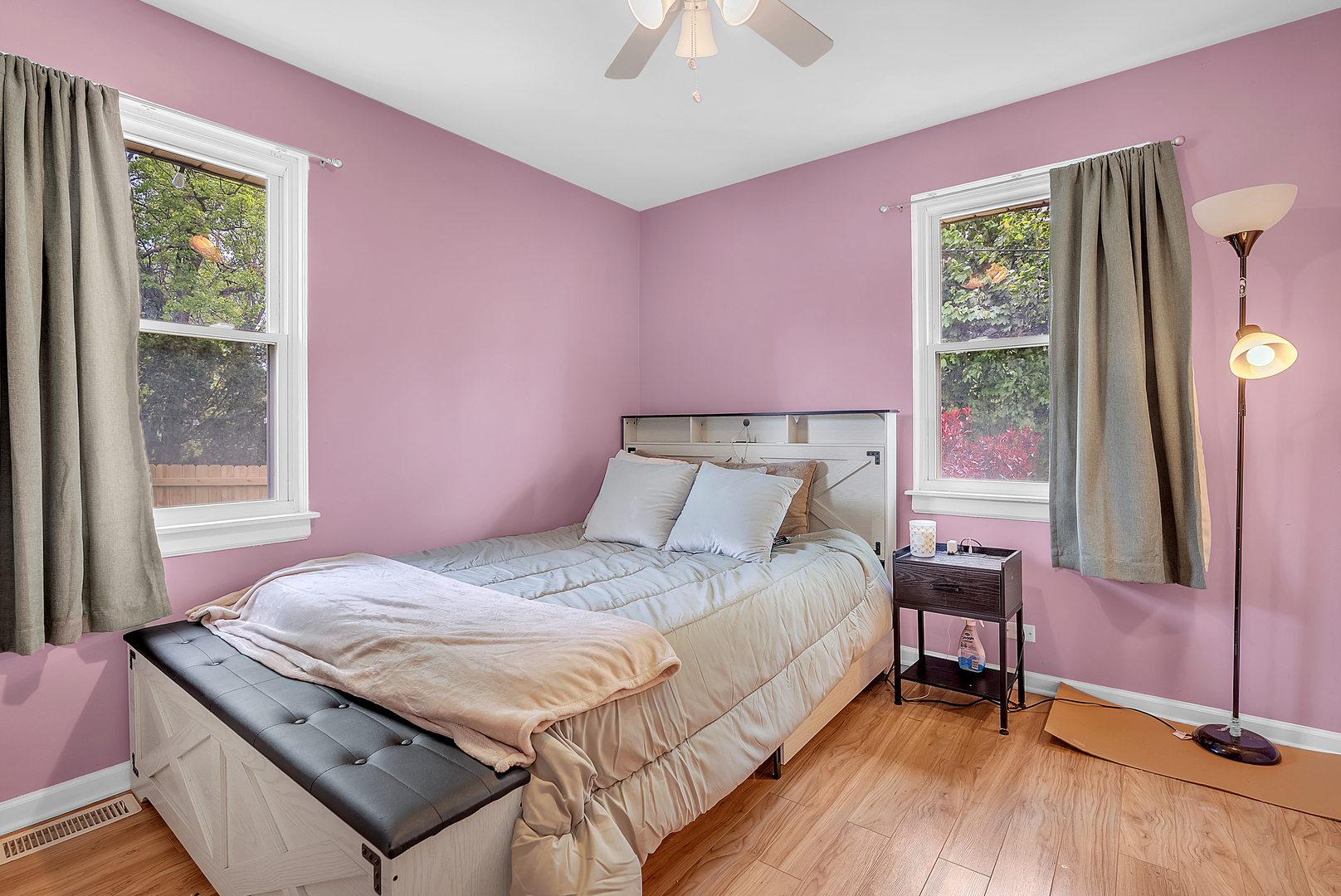 17W445 BUTTERFIELD Road, Oakbrook Terrace, IL 60181