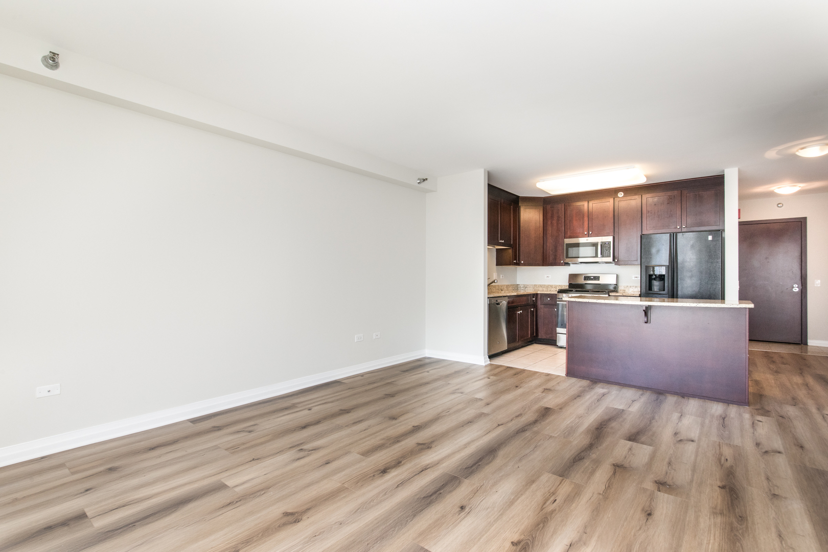 33 W Ontario Street #32E, Chicago, IL 60654