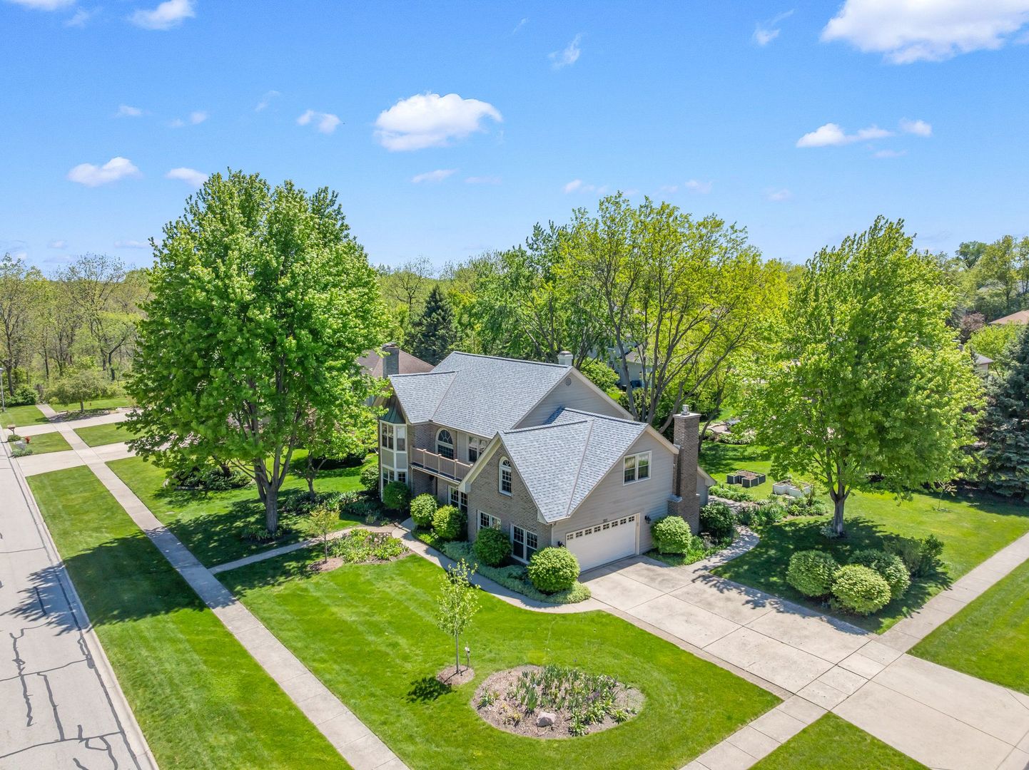 323 Ford Lane, Bartlett, IL 60103