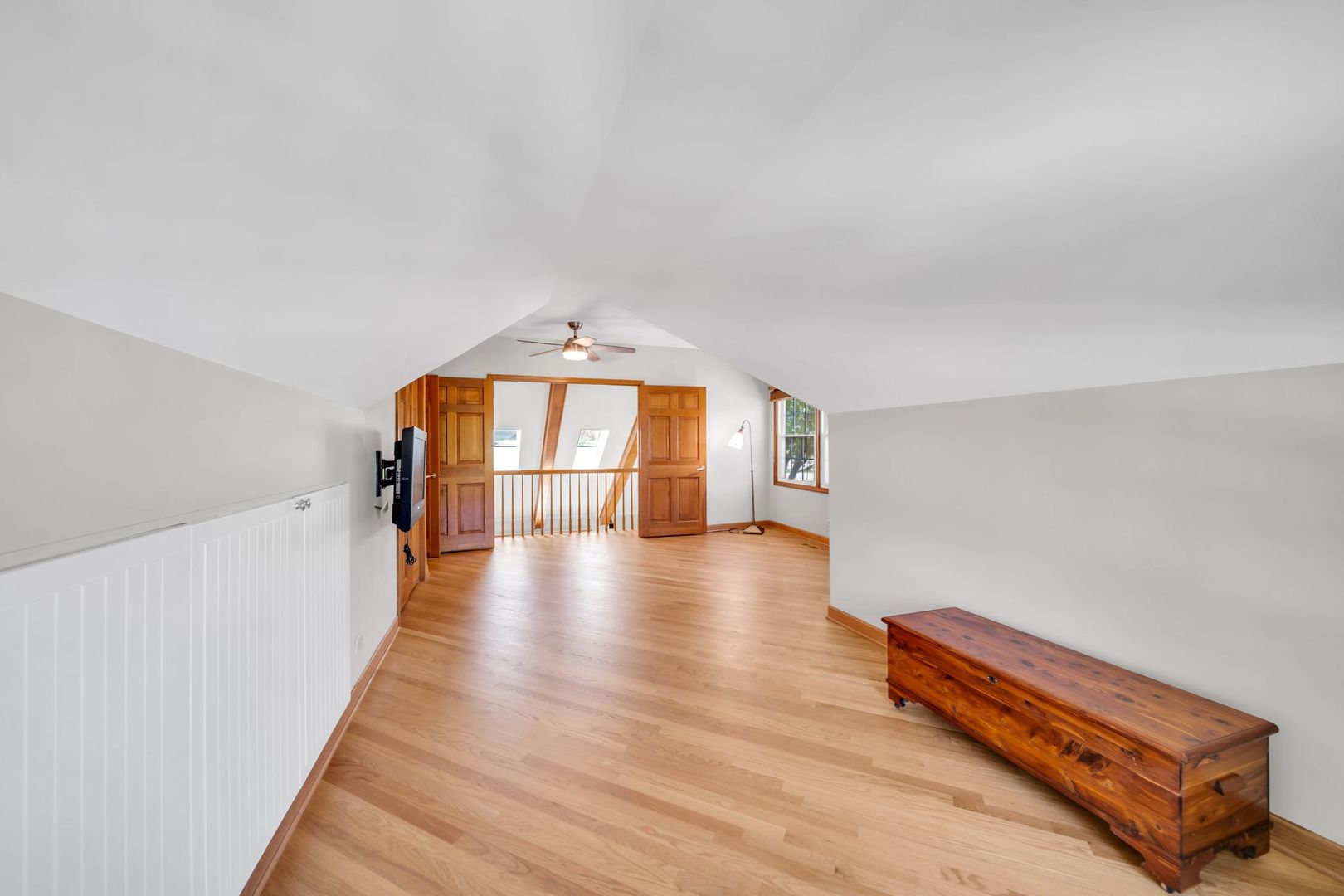 323 Ford Lane, Bartlett, IL 60103