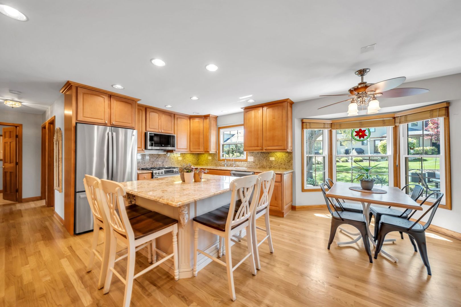 323 Ford Lane, Bartlett, IL 60103