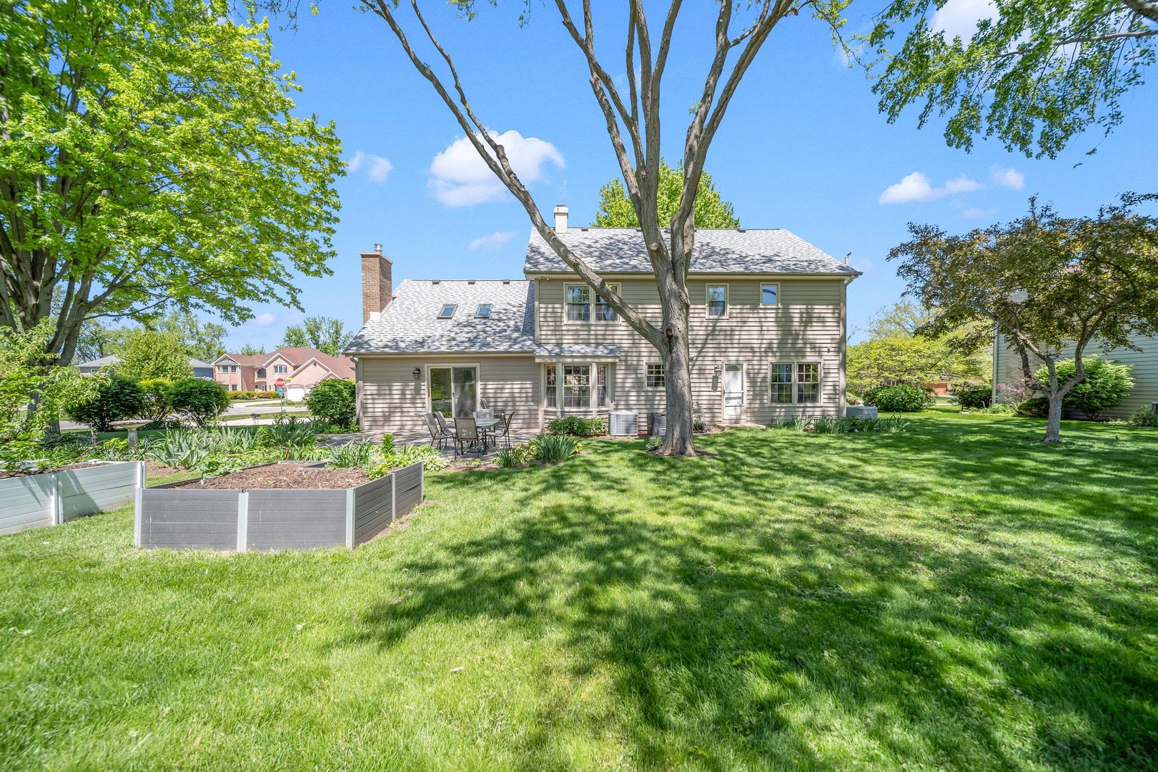 323 Ford Lane, Bartlett, IL 60103
