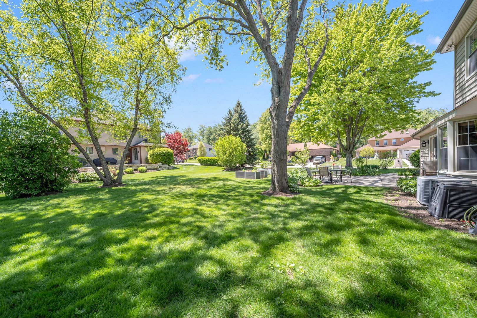 323 Ford Lane, Bartlett, IL 60103