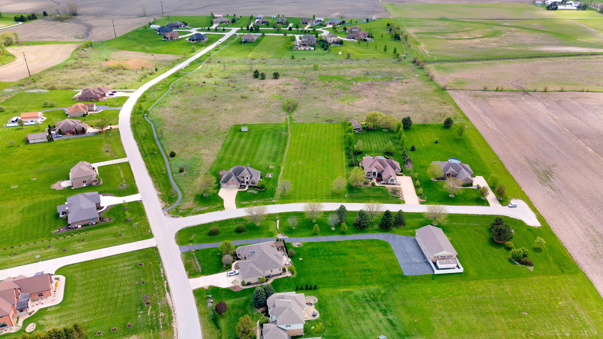 10127 W Tall Grass Lane, Monee, IL 60449
