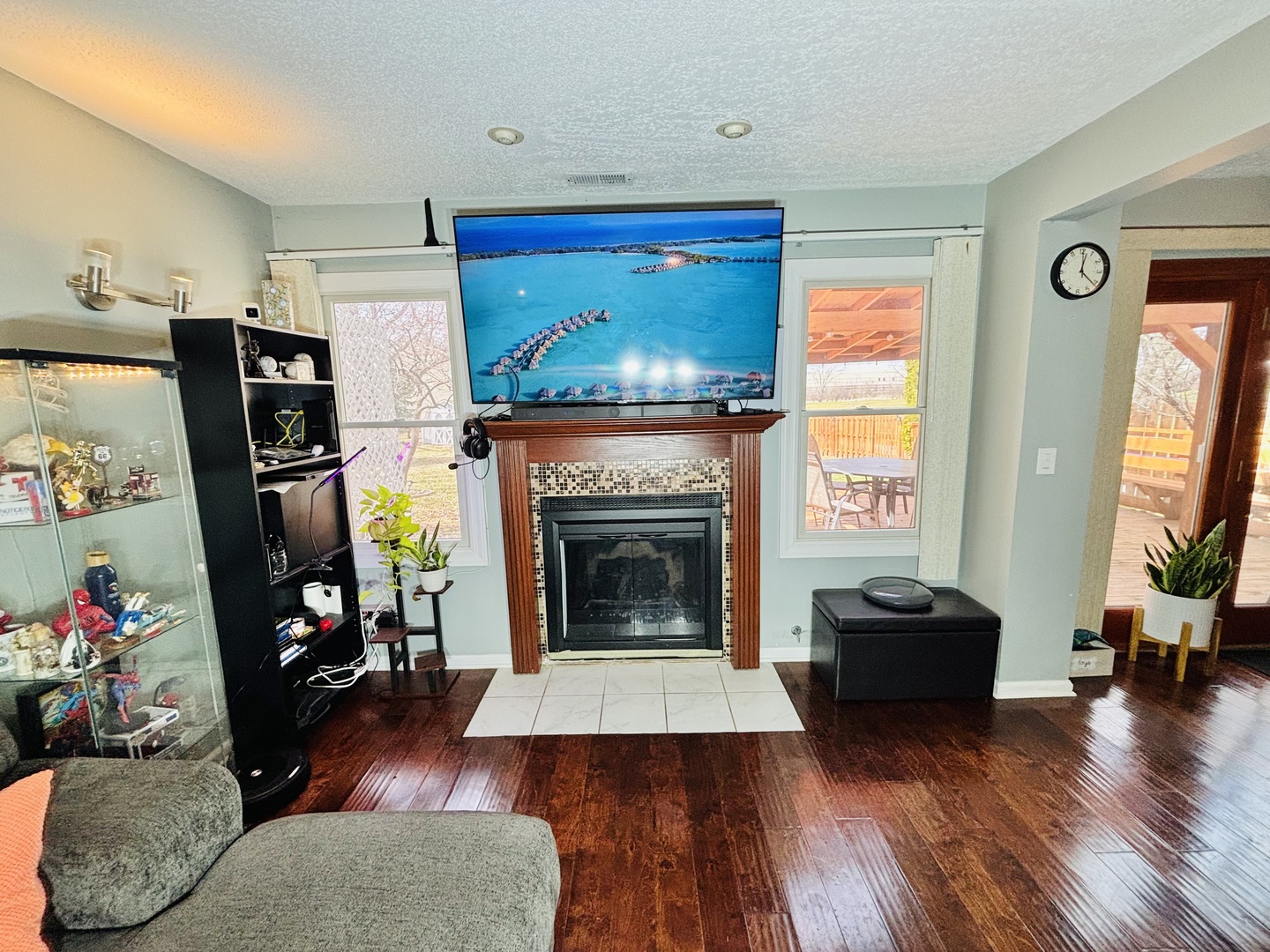 2022 Cardinal Drive, Glendale Heights, IL 60139