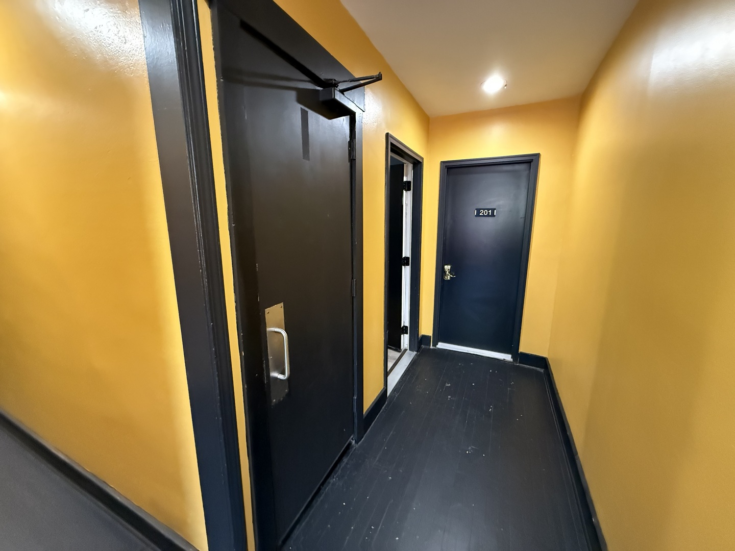 115 Nippersink Road, Fox Lake, IL 60020