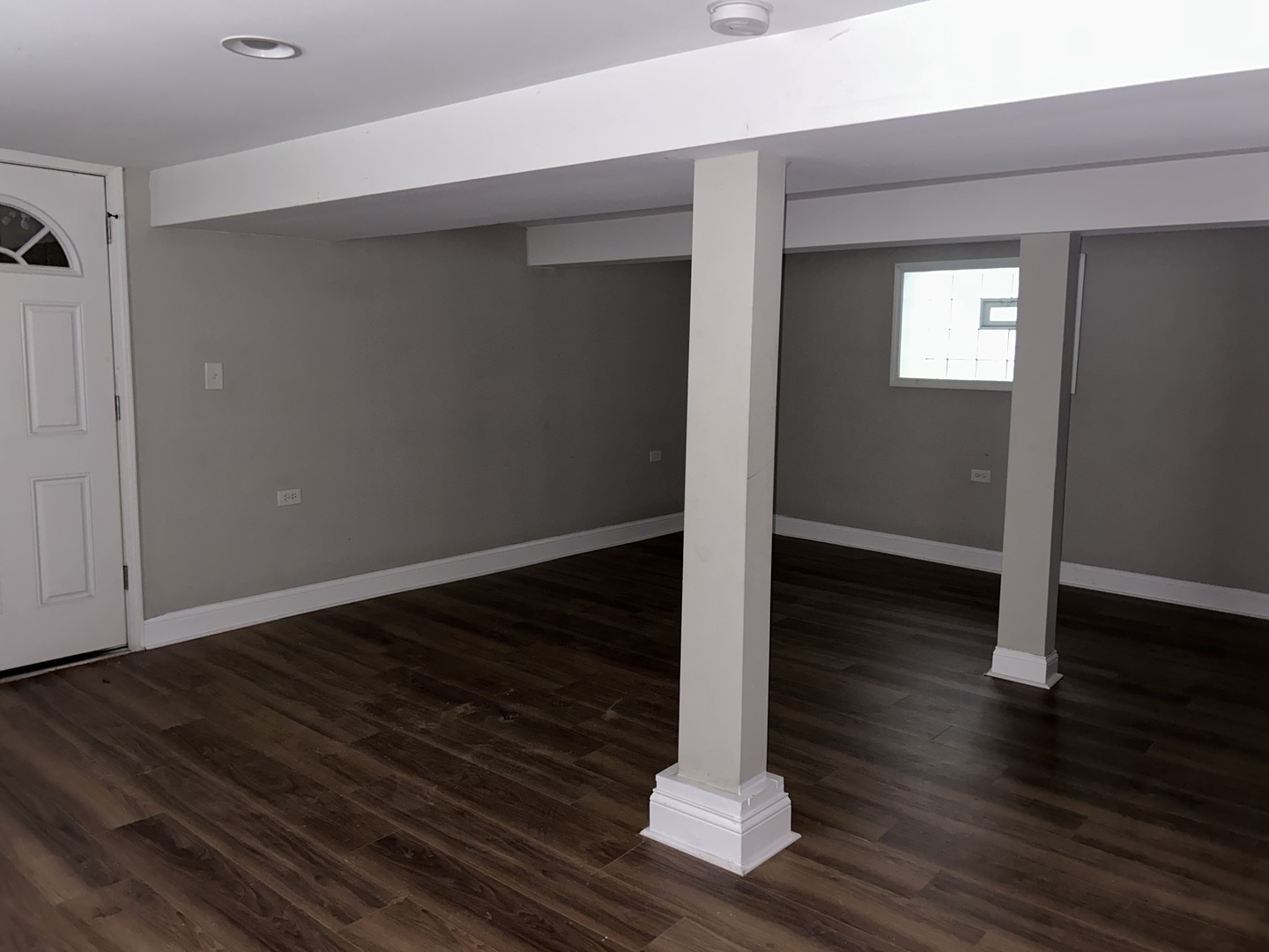 7221 S Bennett Avenue, Chicago, IL 60649