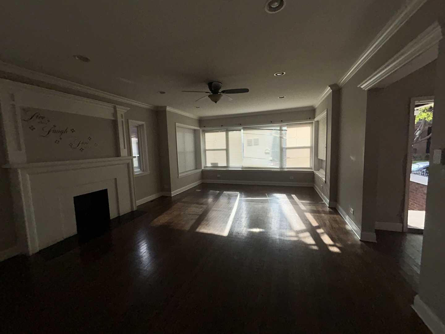 7221 S Bennett Avenue, Chicago, IL 60649