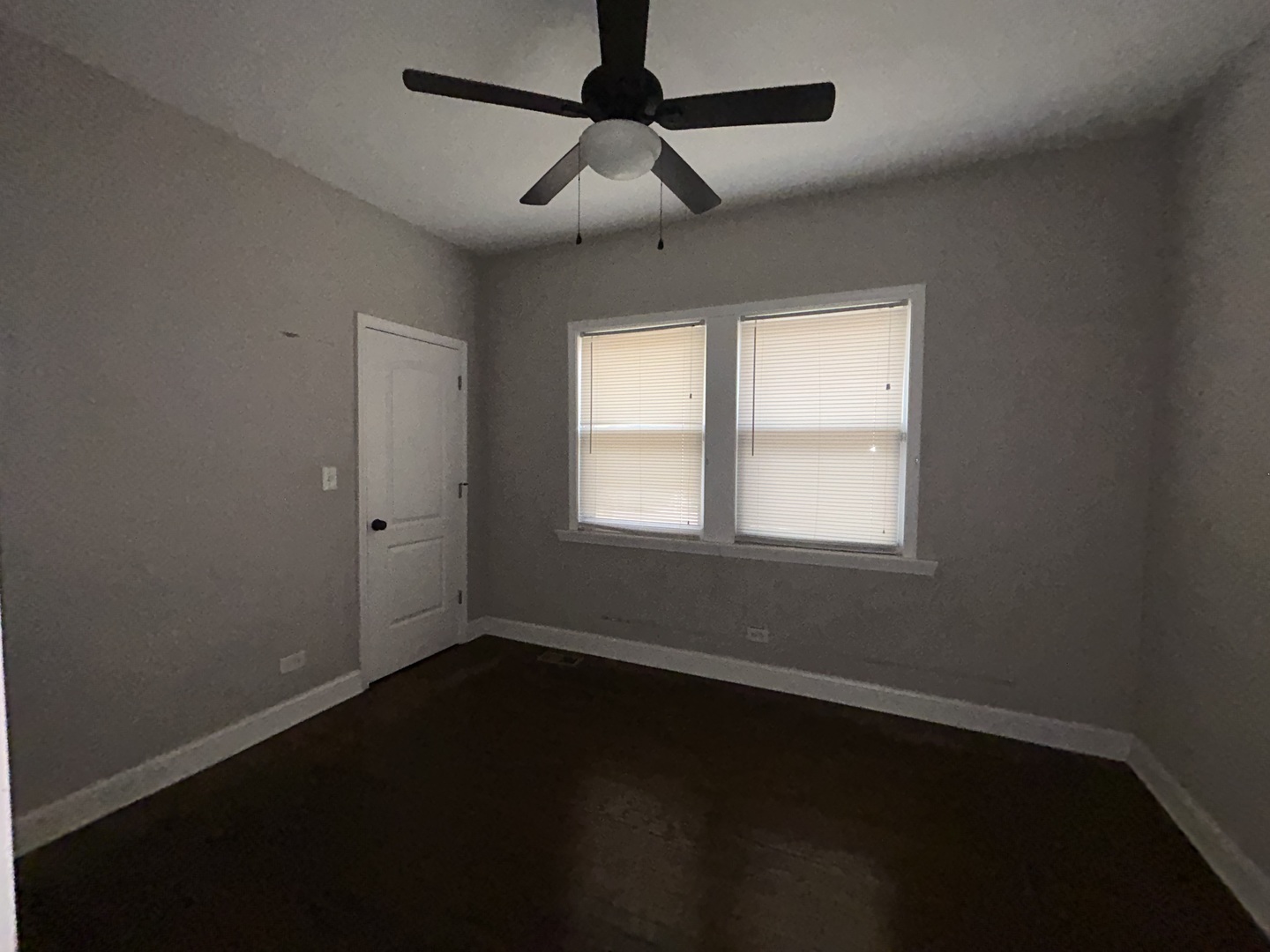 7221 S Bennett Avenue, Chicago, IL 60649