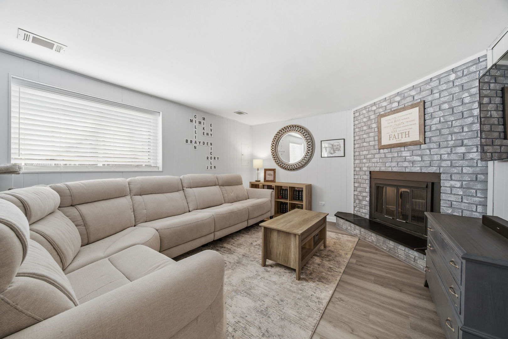 6501 181st Street, Tinley Park, IL 60477