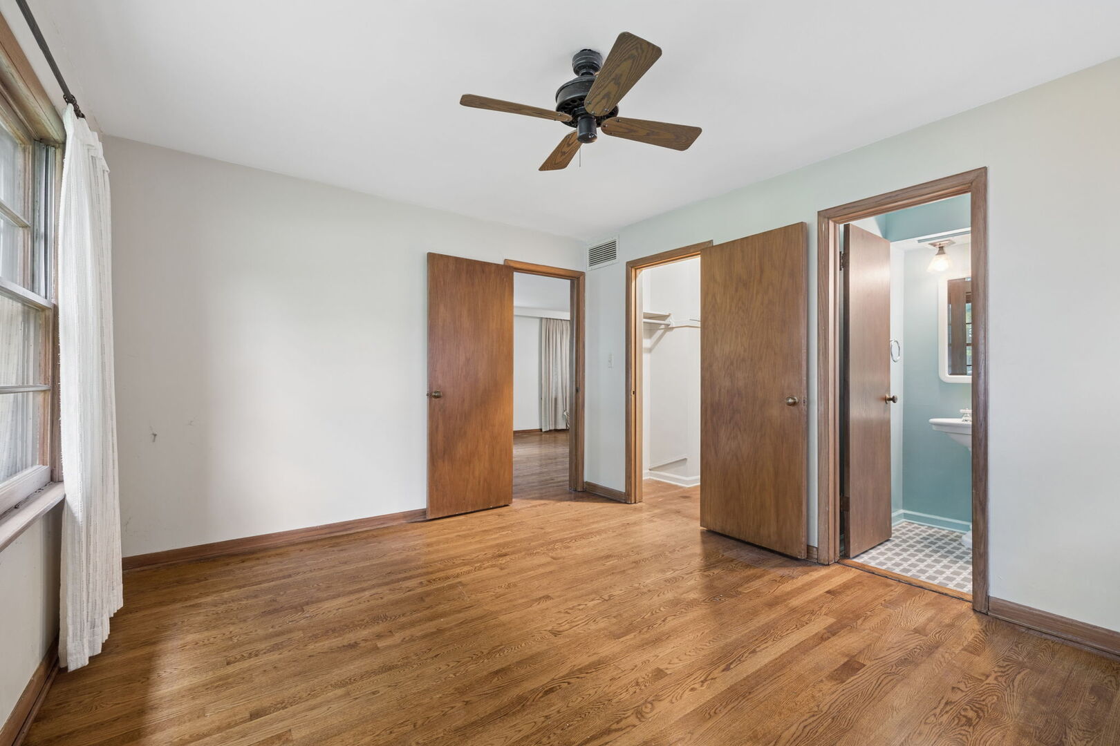 4134 Rose Avenue, Western Springs, IL 60558