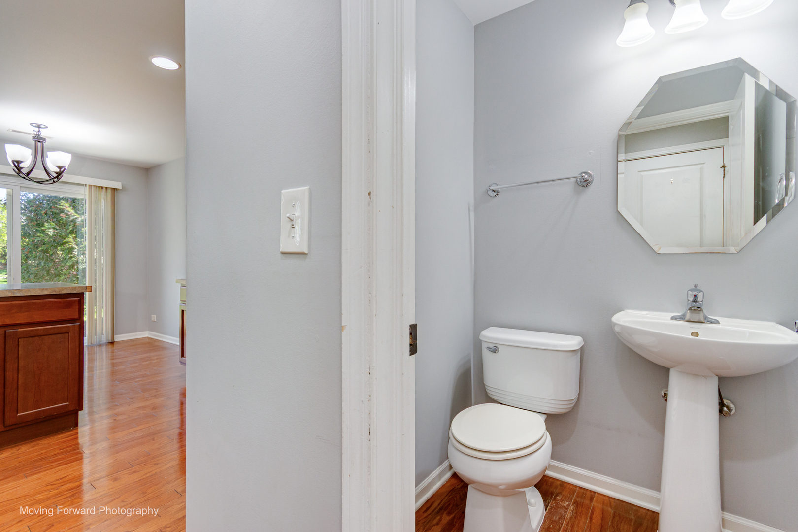 656 HAWLEY Drive, Oswego, IL 60543