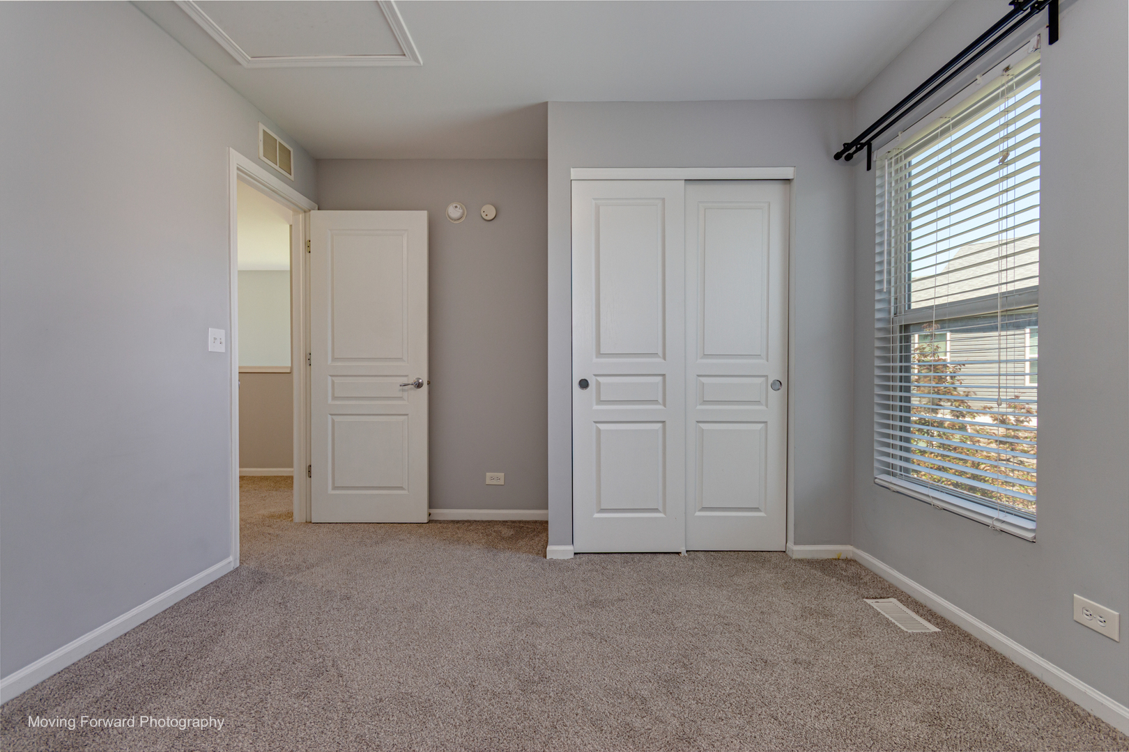 656 HAWLEY Drive, Oswego, IL 60543