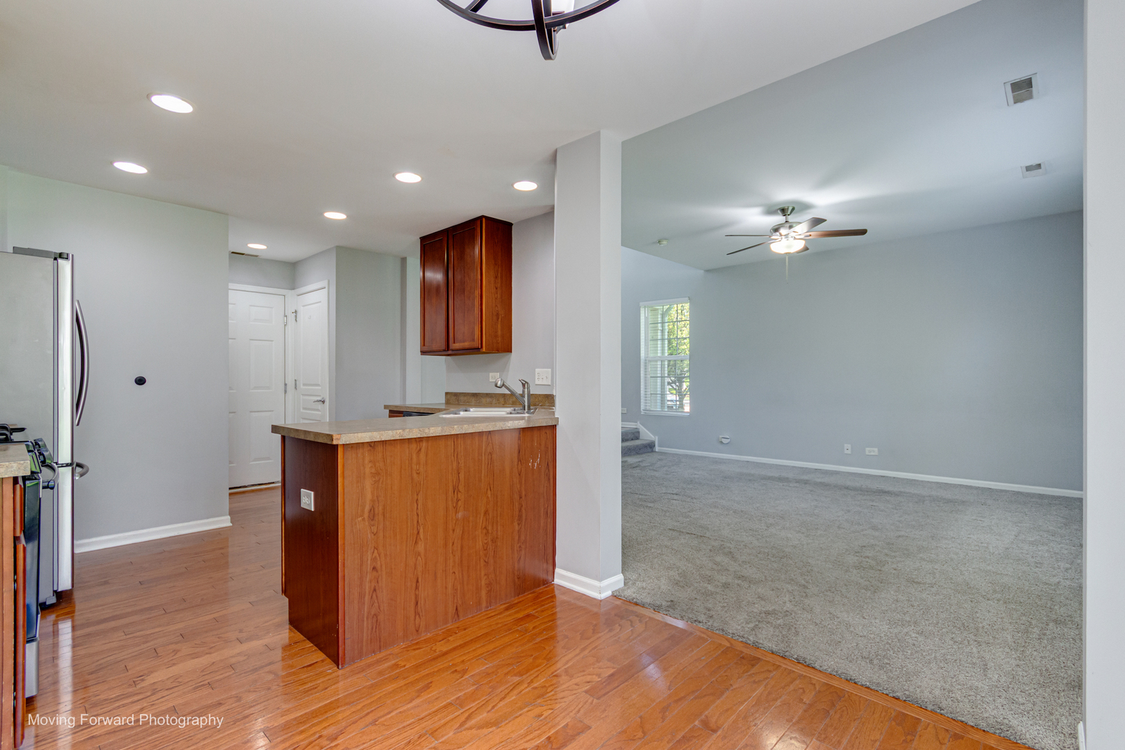 656 HAWLEY Drive, Oswego, IL 60543