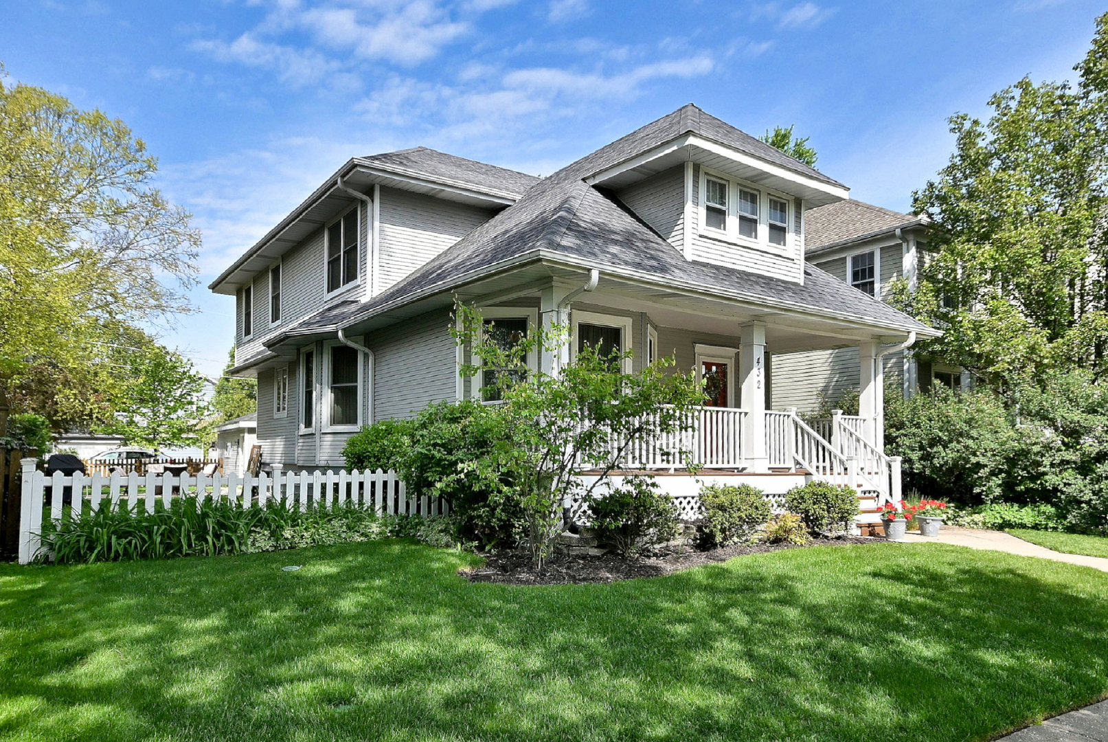 432 S Greenwood Avenue, Park Ridge, IL 60068