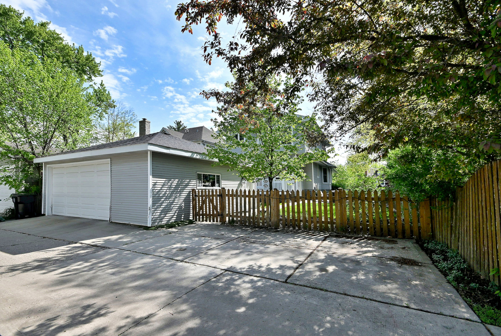 432 S Greenwood Avenue, Park Ridge, IL 60068