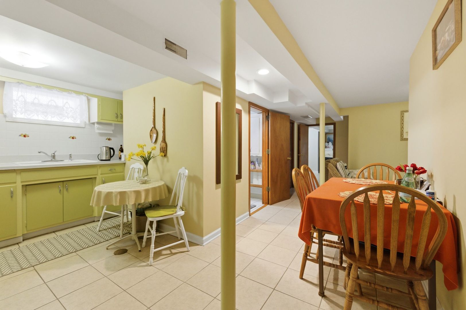 5836 S Mayfield Avenue, Chicago, IL 60638