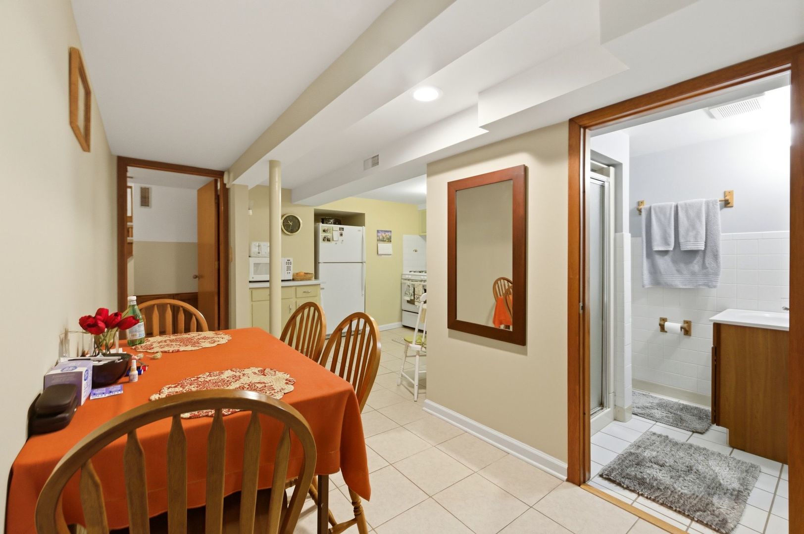 5836 S Mayfield Avenue, Chicago, IL 60638