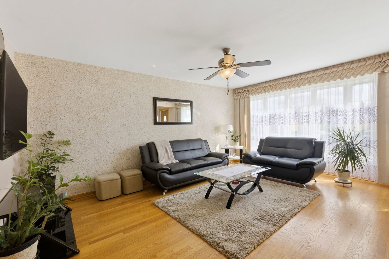 5836 S Mayfield Avenue, Chicago, IL 60638