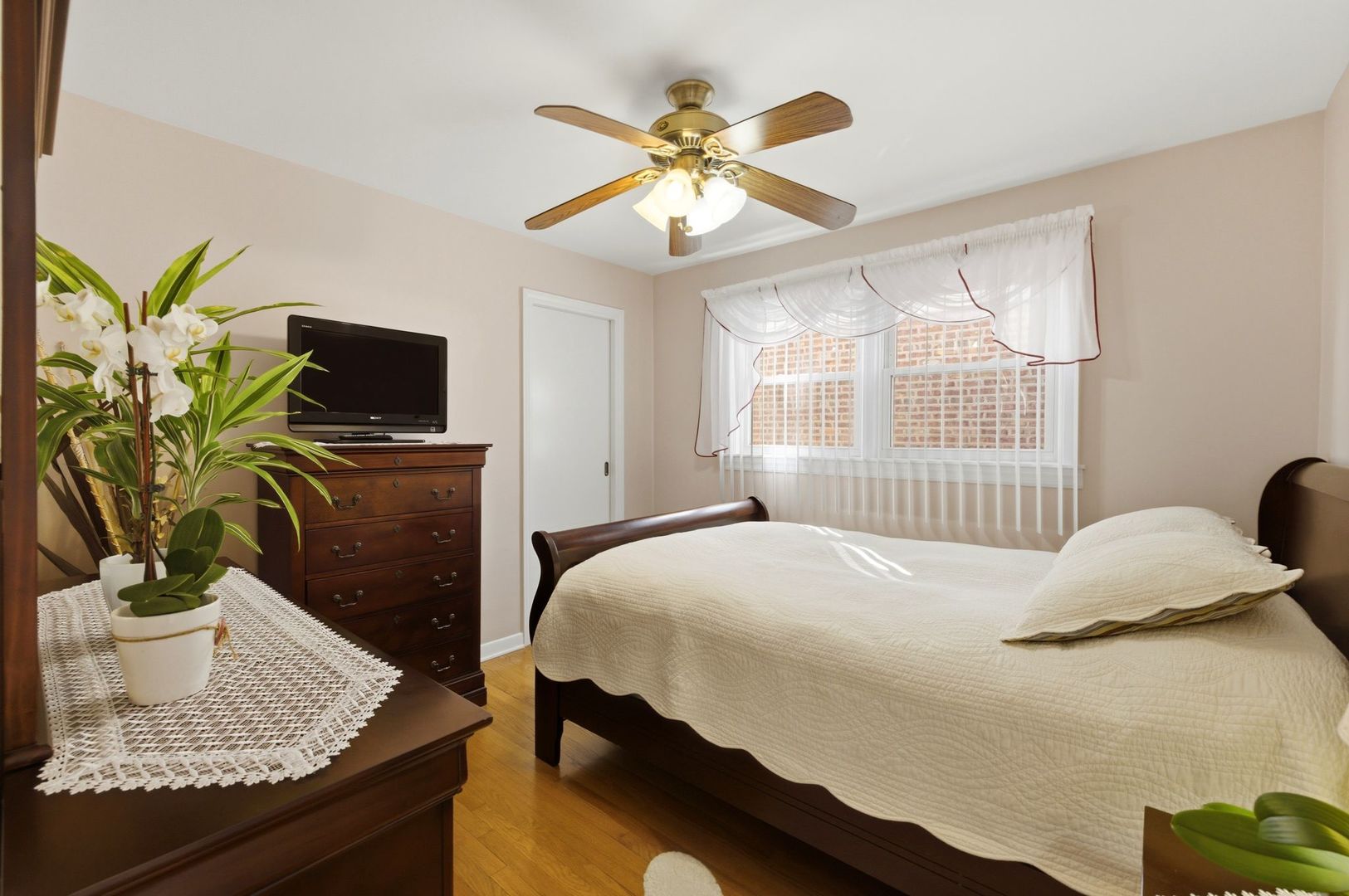 5836 S Mayfield Avenue, Chicago, IL 60638