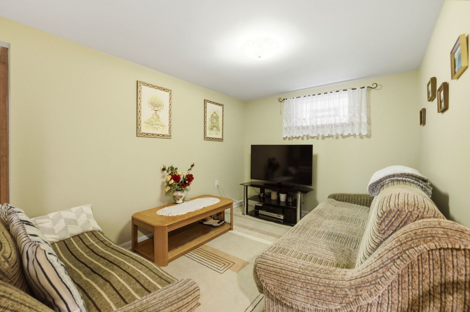 5836 S Mayfield Avenue, Chicago, IL 60638