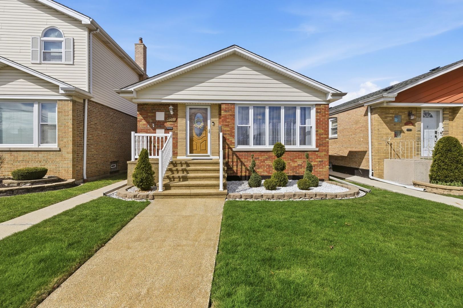 5836 S Mayfield Avenue, Chicago, IL 60638