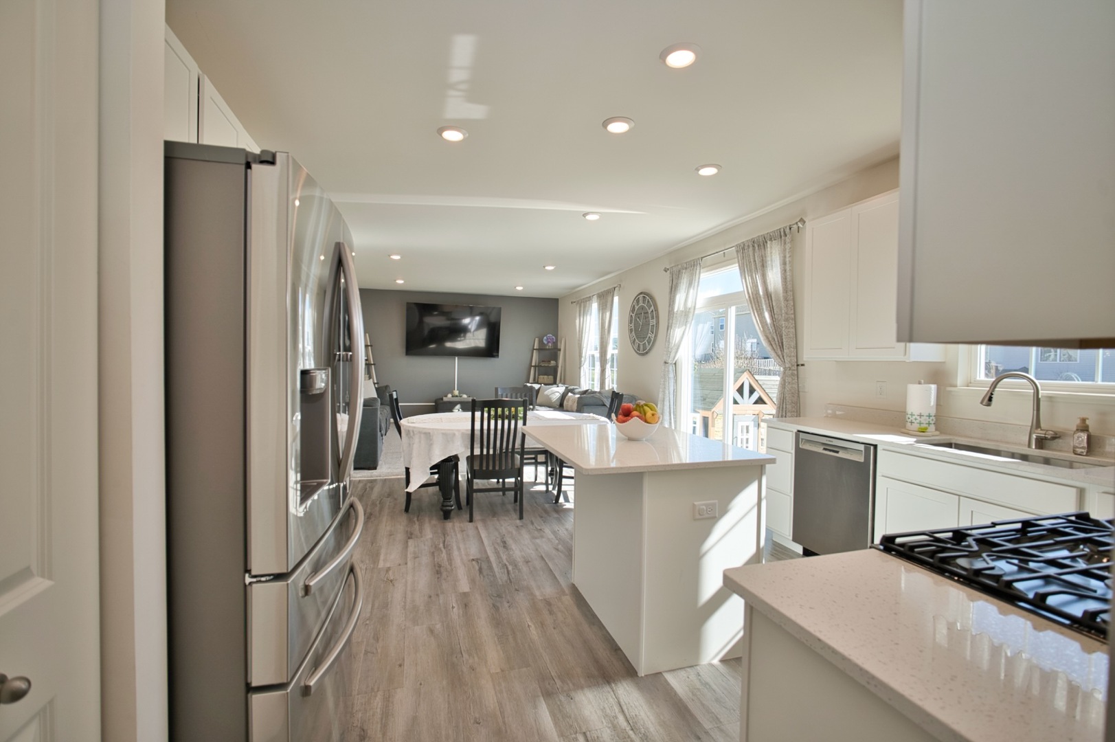 574 Coach Road, Yorkville, IL 60560