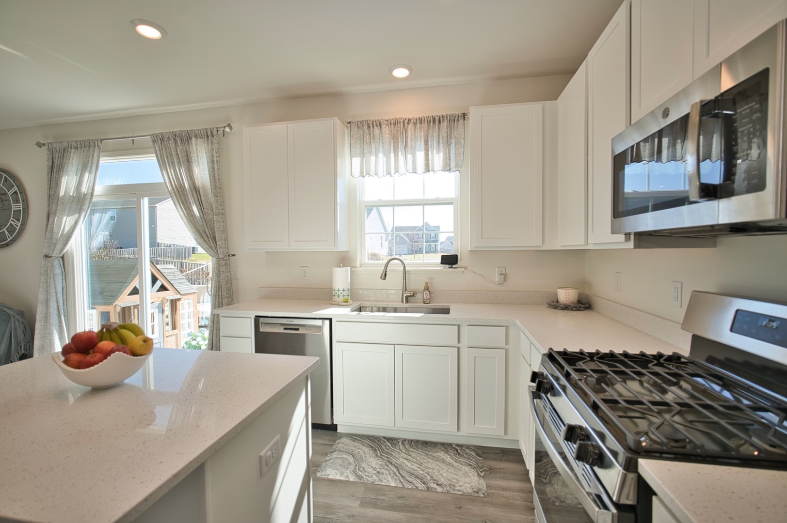 574 Coach Road, Yorkville, IL 60560